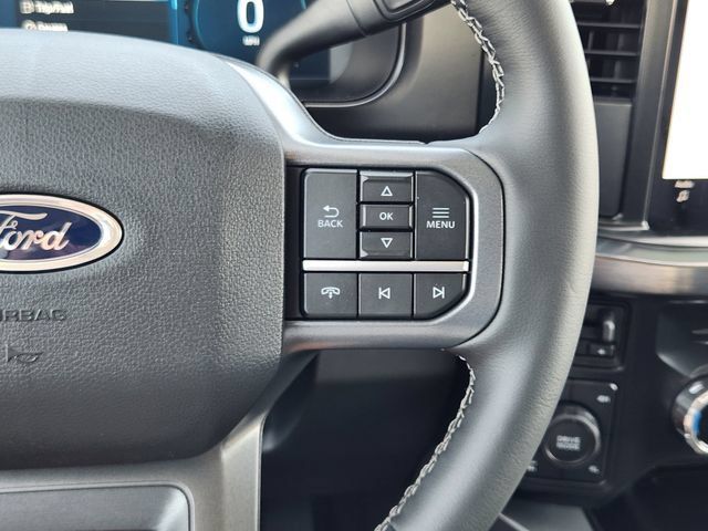 New 2026 Ford F250 Lariat w/ FX4 Off-Road Package AWD/4WD image 29
