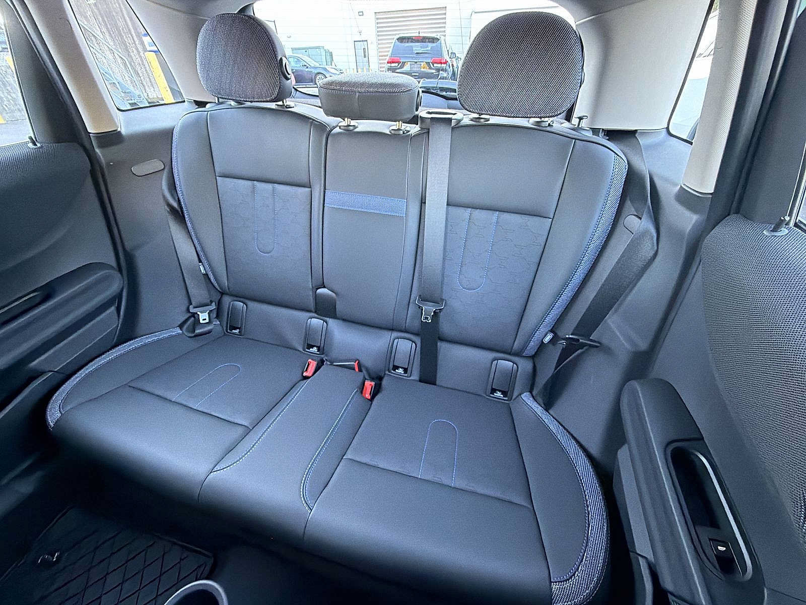 Used 2025 MINI Cooper S FWD image 21