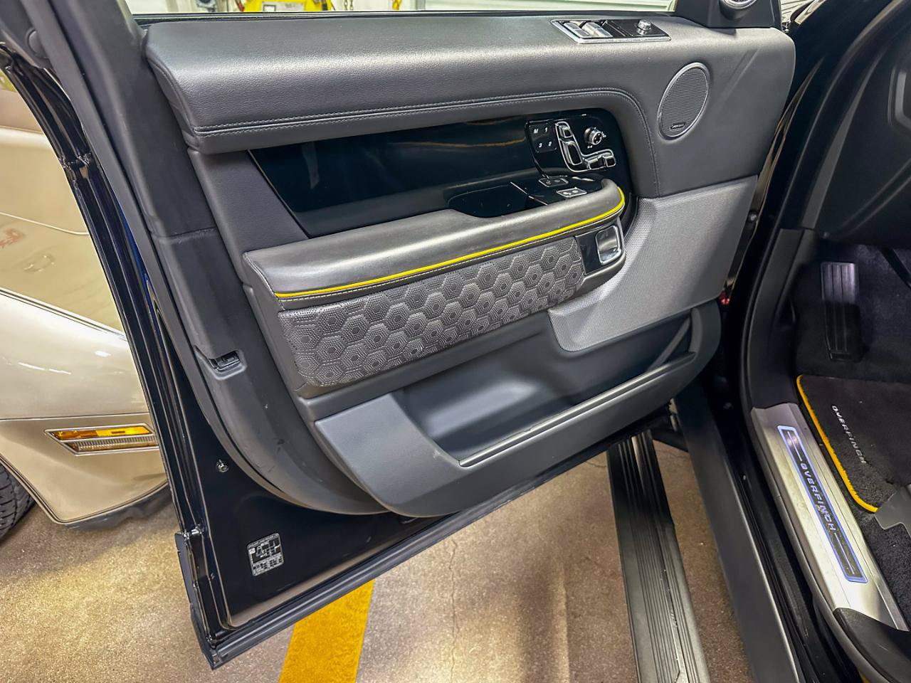Used 2019 Land Rover Range Rover Supercharged AWD/4WD image 22