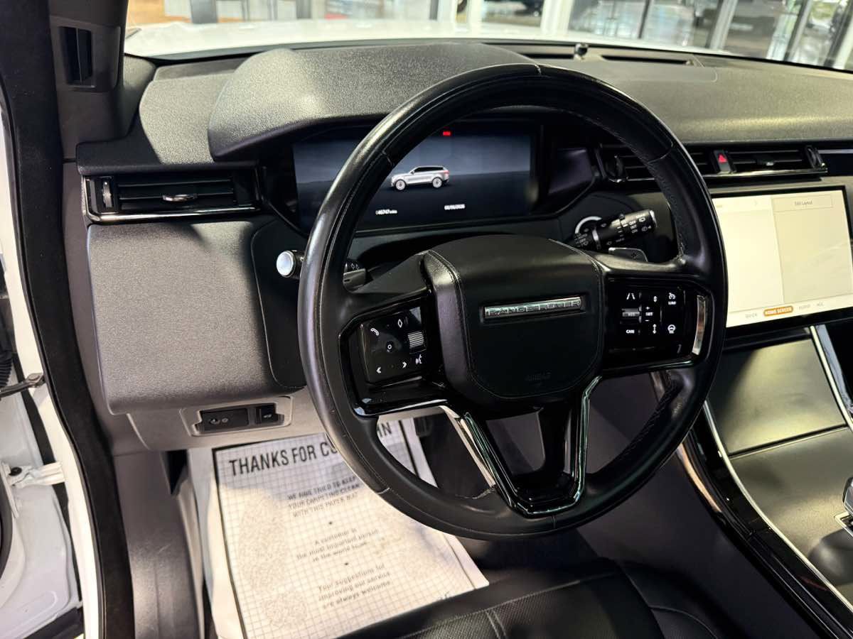 Used 2025 Land Rover Range Rover Velar Dynamic SE AWD/4WD image 35