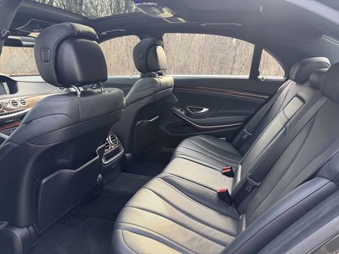 Used 2014 Mercedes-Benz S 550 Sedan image 11