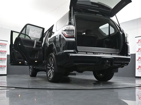 Used 2018 Toyota 4Runner Limited AWD/4WD image 45