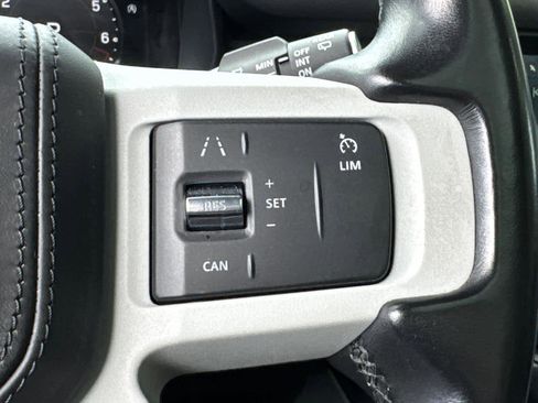 Used 2023 Land Rover Defender 110 X-Dynamic SE image 22