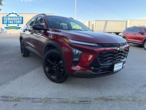 Used 2024 Chevrolet Trax ACTIV FWD image 1