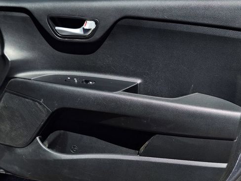 Used 2019 Kia Rio S FWD image 25