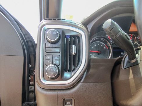 Used 2020 Chevrolet Silverado 3500 LT w/ Convenience Package AWD/4WD image 15