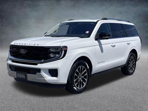 Used 2025 Ford Expedition Platinum AWD/4WD image 25
