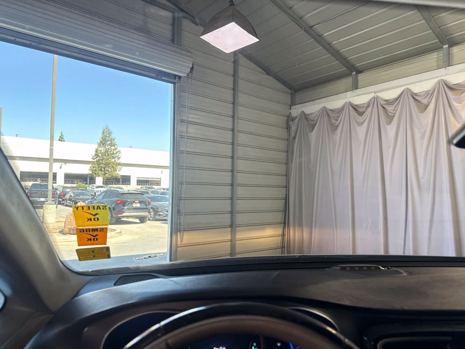 Used 2018 Chrysler Pacifica Limited w/ Advanced Safetytec Group FWD image 25