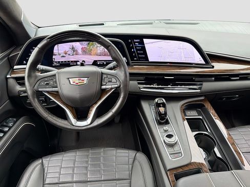 Certified 2024 Cadillac Escalade Premium Luxury Platinum image 19