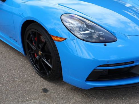 Used 2024 Porsche 718 Cayman GTS RWD image 17
