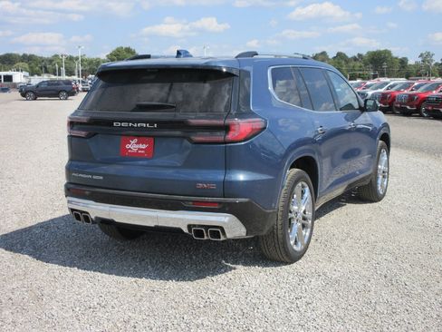 New 2026 GMC Acadia Denali w/ Super Cruise Package image 5