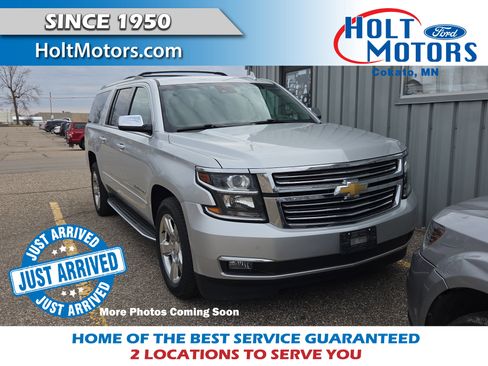 Used 2017 Chevrolet Suburban Premier image 1