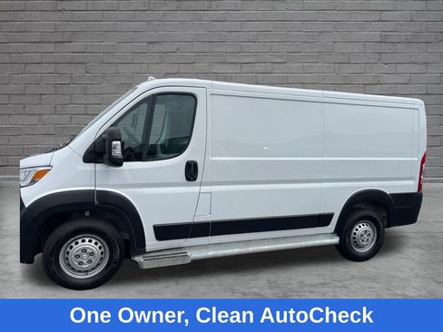 Used 2025 RAM ProMaster 2500 w/ U-Haul Equipment Group FWD image 2