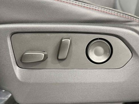 Used 2022 Chevrolet Tahoe RST w/ Luxury Package image 31