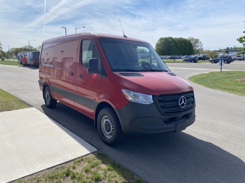 New 2026 Mercedes-Benz Sprinter 2500 image 2