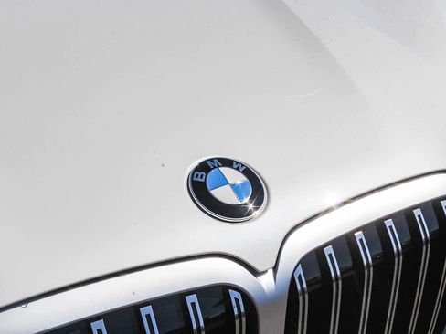 New 2027 BMW X7 xDrive40i AWD/4WD image 11