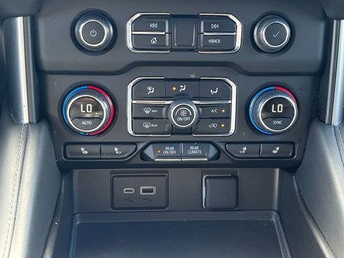 Used 2024 Chevrolet Tahoe LT image 28