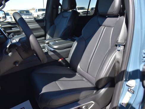 New 2026 Jeep Grand Wagoneer Limited AWD/4WD image 13
