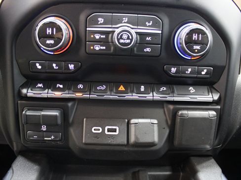 Used 2019 Chevrolet Silverado 1500 High Country w/ Safety Package II image 43