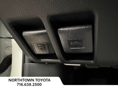 Used 2023 Toyota RAV4 LE image 17