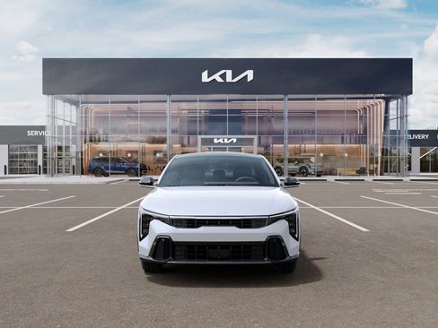 New 2026 Kia K4 GT-Line w/ GT-Line Premium Package FWD image 2