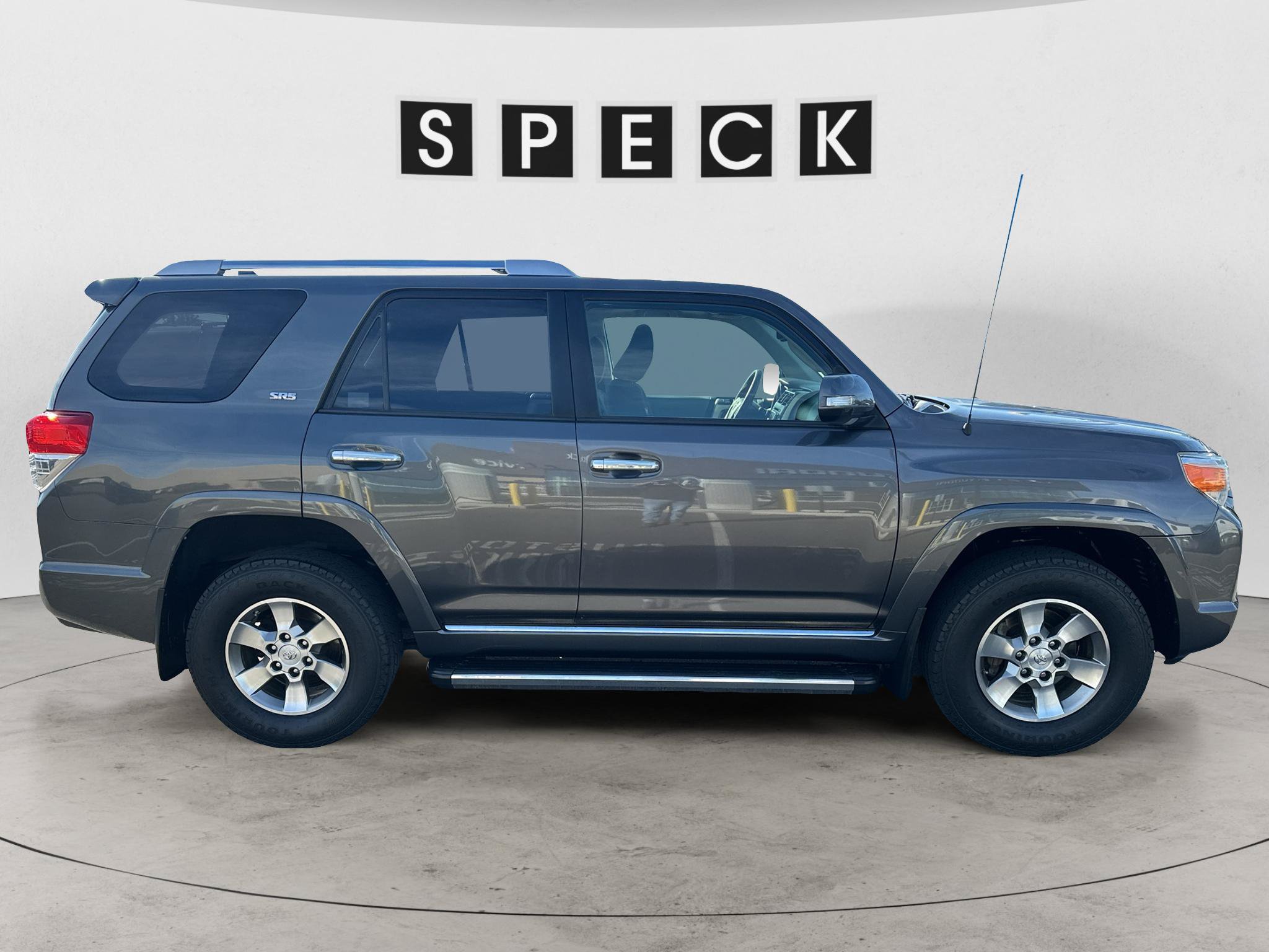 Used 2013 Toyota 4Runner SR5 w/ Convenience Pkg AWD/4WD image 6