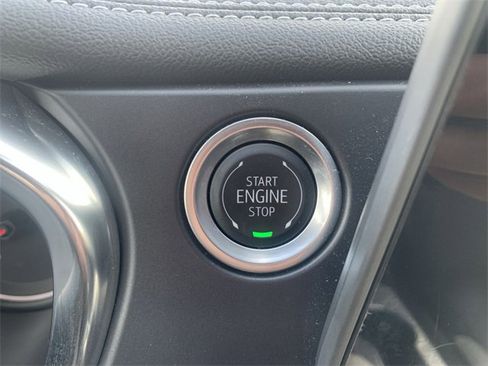 Certified 2025 Chevrolet Blazer LT w/ Convenience Package image 16