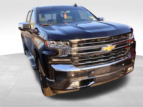 Used 2019 Chevrolet Silverado 1500 LTZ AWD/4WD image 14