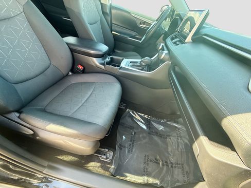 Used 2024 Toyota RAV4 XLE image 14