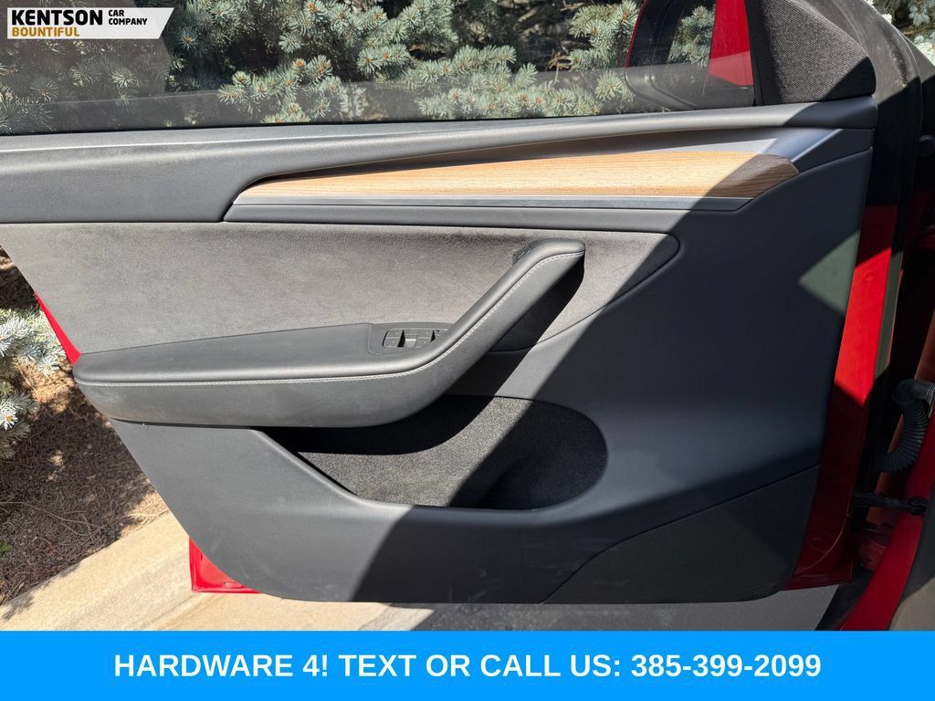 Used 2023 Tesla Model Y Long Range AWD/4WD image 14