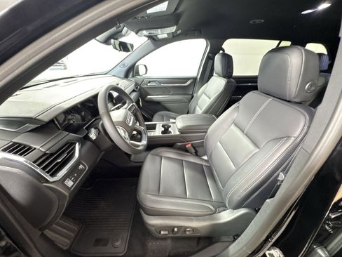 New 2026 GMC Acadia Elevation w/ Elevation Premium Package image 13