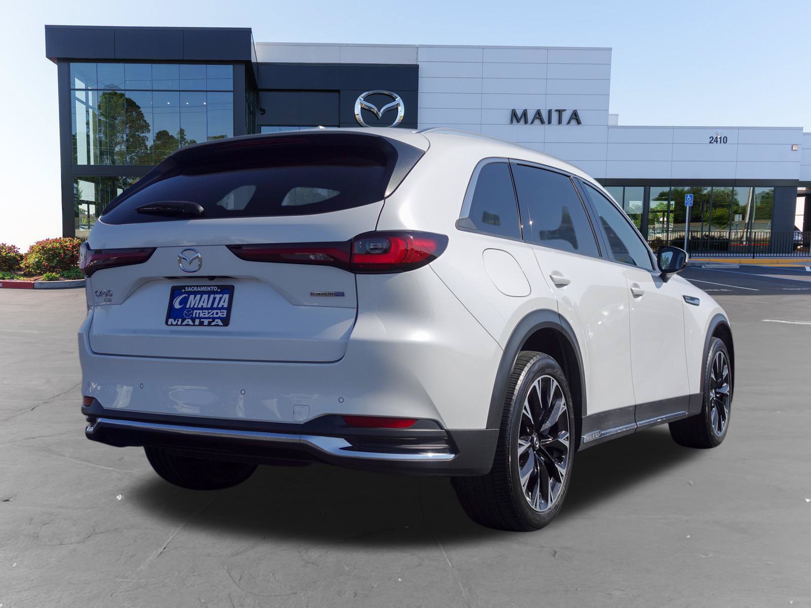 Used 2024 MAZDA CX-90 Plug-In Hybrid w/ Premium Plus AWD/4WD image 4