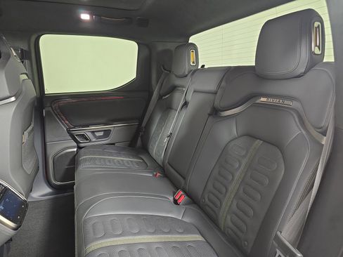 Used 2022 Rivian R1T Adventure AWD/4WD image 21