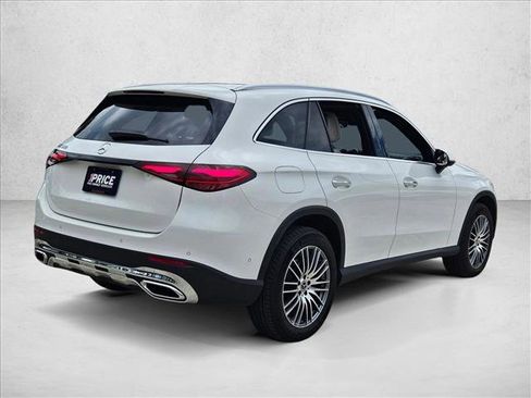 Used 2026 Mercedes-Benz GLC 300 image 5