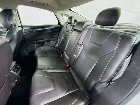 Used 2014 Ford Fusion Titanium image 25