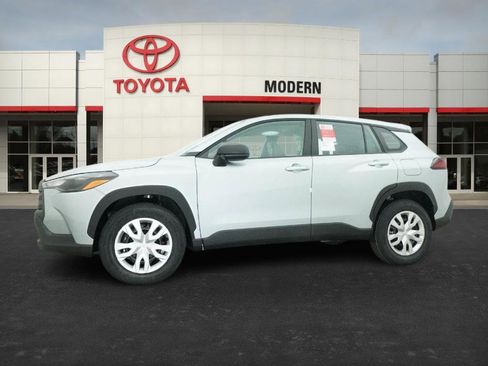 New 2026 Toyota Corolla Cross L image 7