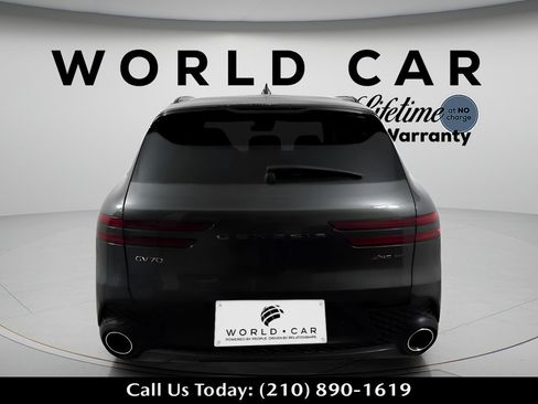 Used 2025 Genesis GV70 3.5T Sport AWD/4WD image 4