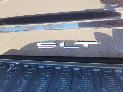 Used 2025 GMC Sierra 2500 SLT w/ SLT Premium Package image 13