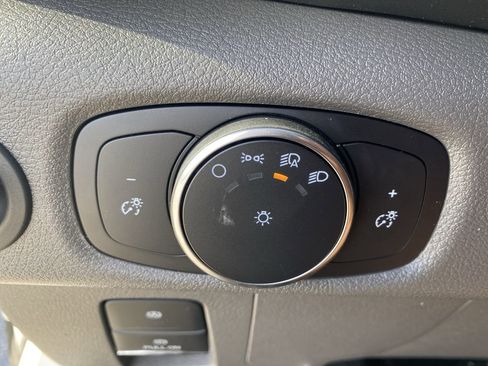 New 2026 Ford Transit 150 Low Roof image 25