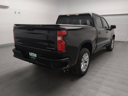 Used 2019 Chevrolet Silverado 1500 Custom w/ Infotainment Package image 9