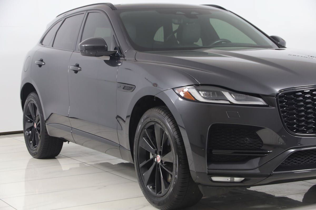 Used 2023 Jaguar F-PACE S AWD/4WD image 36