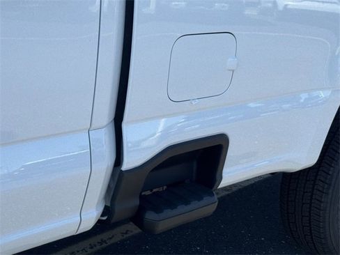New 2026 Ford F250 XLT image 9