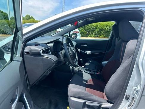Used 2025 Toyota Corolla SE FWD image 15