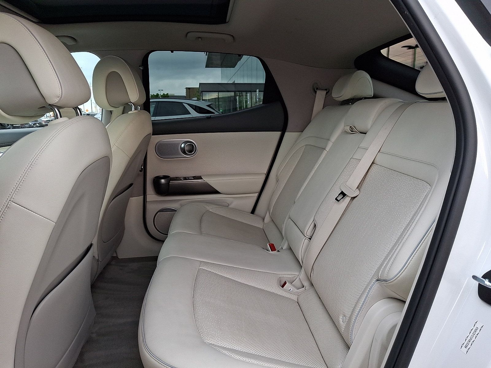 Used 2023 Genesis GV60 Advanced AWD/4WD image 10