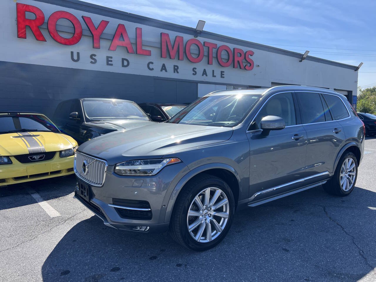 Used 2018 Volvo XC90 T6 Inscription w/ Convenience Package AWD/4WD image 1