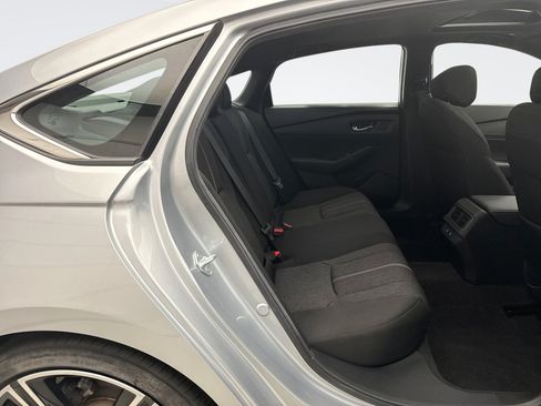 Used 2025 Honda Accord Sport image 19