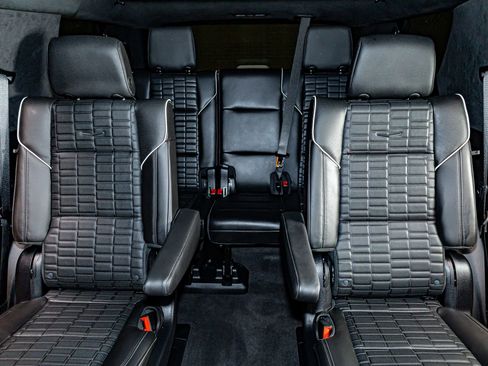 Used 2025 Cadillac Escalade V image 28