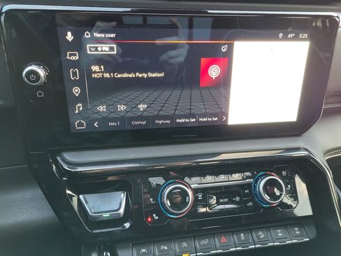 Used 2022 GMC Sierra 1500 AT4X image 36