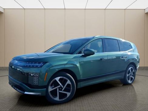 New 2026 Hyundai Ioniq 9 Calligraphy image 2