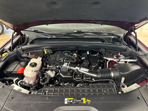 Used 2024 Jeep Grand Cherokee Limited RWD image 49